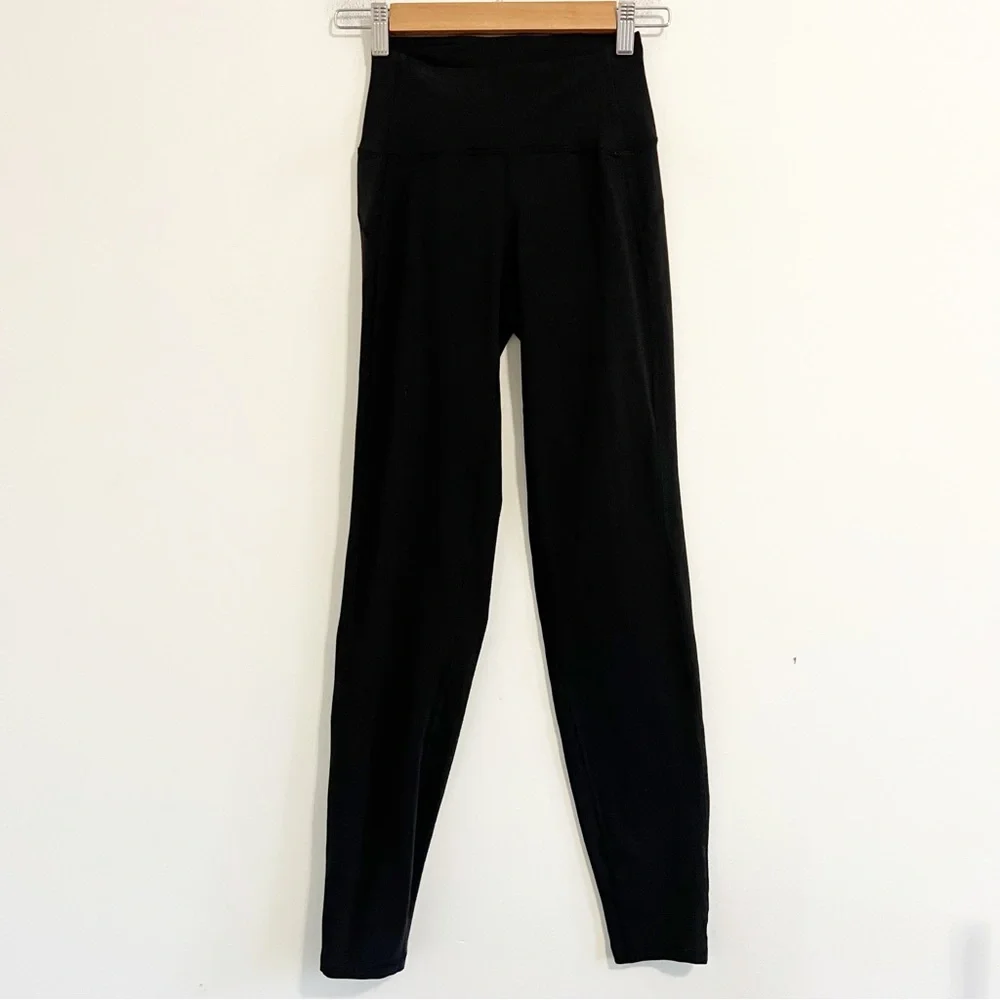 Lululemon Out To Lunge Untight Tight